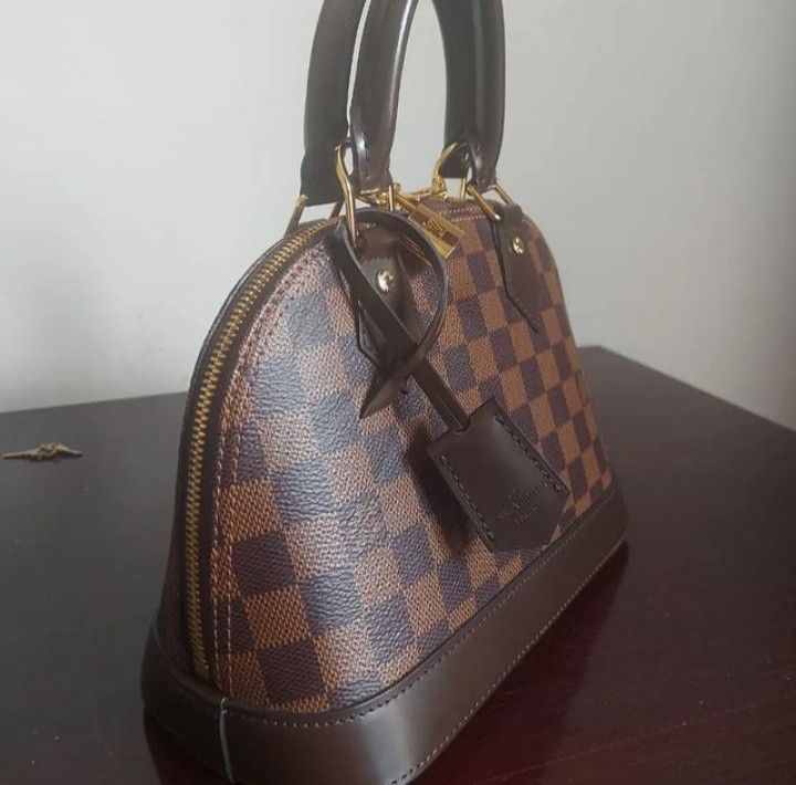 Saat Harga Tas Louis Vuitton Dipotong