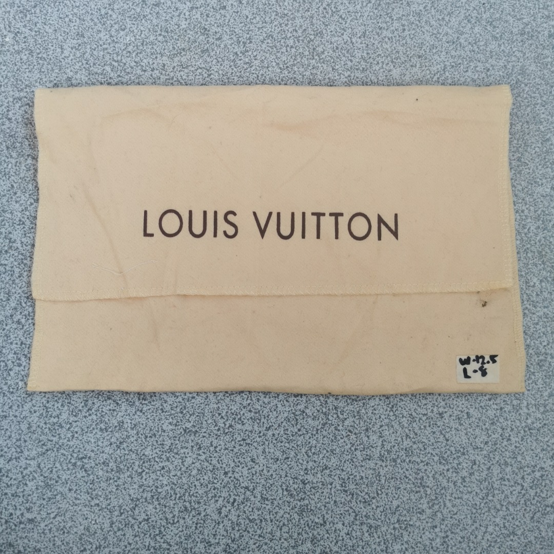 Louis Vuitton Dust Bag, Luxury, Bags & Wallets on Carousell