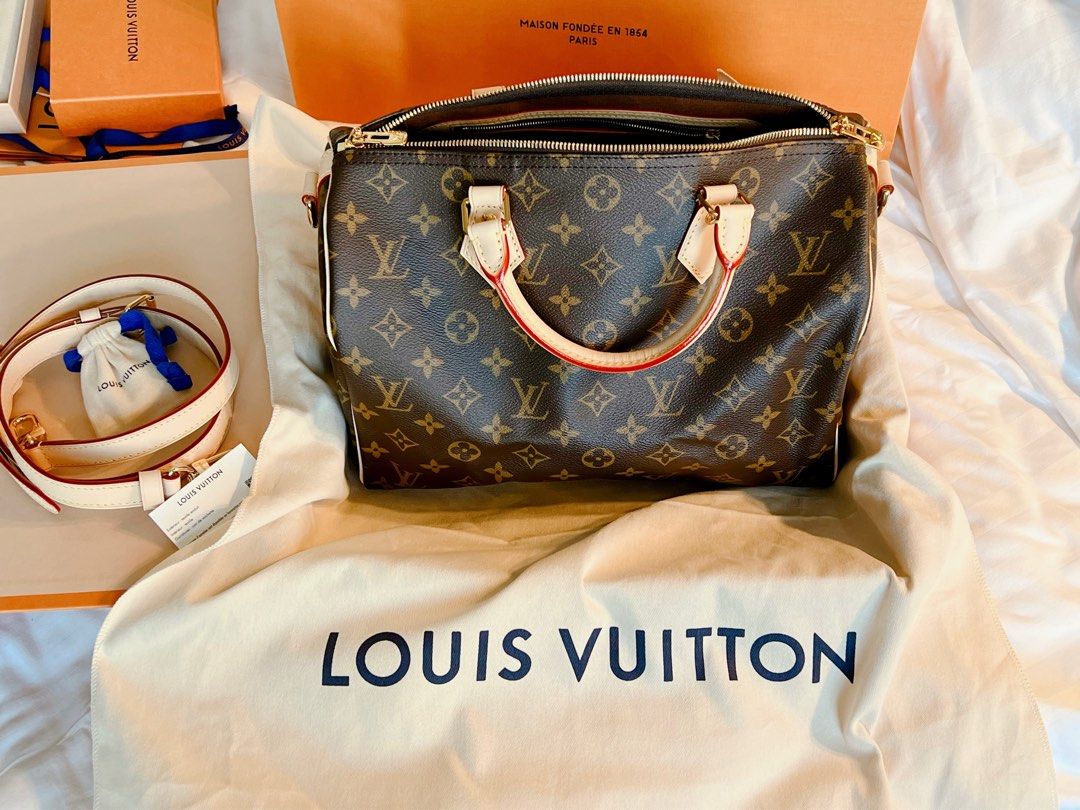 Louis Vuitton Monogram Canvas Speedy Bandouliere 30 Article:M41112 Made in  France: Handbags: .com