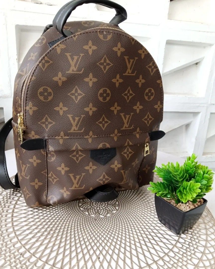 Tas Ransel Lv Louis Vuitton Palmspring, Barang Mewah, Tas & Dompet di  Carousell