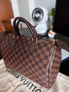 Authentic Louis Vuitton Speedy 40 ( LV speedy 40 ), Luxury, Bags & Wallets  on Carousell