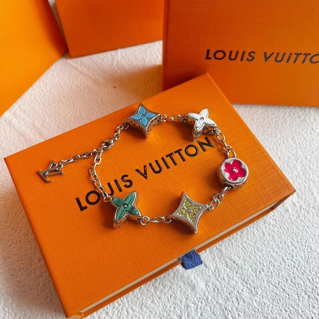 Louis Vuitton Mng Big Party Necklace