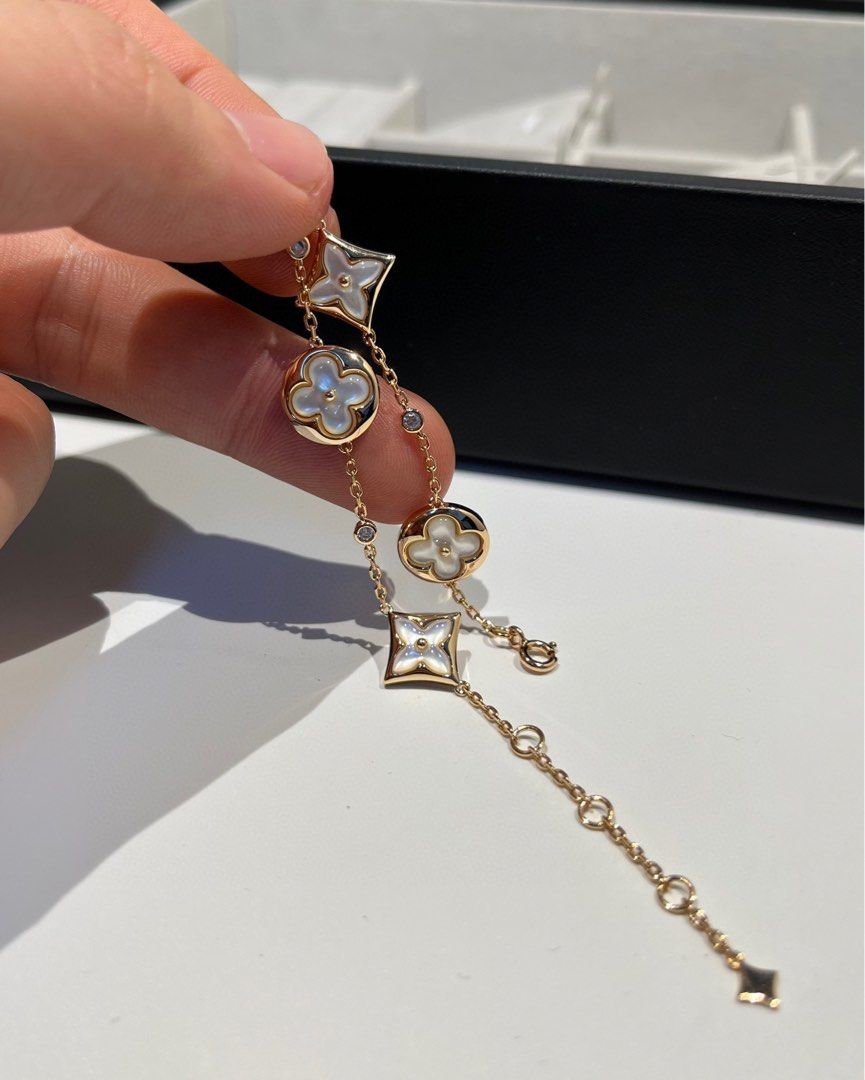LV Color Blossom Bracelet White Mother Of Pearl