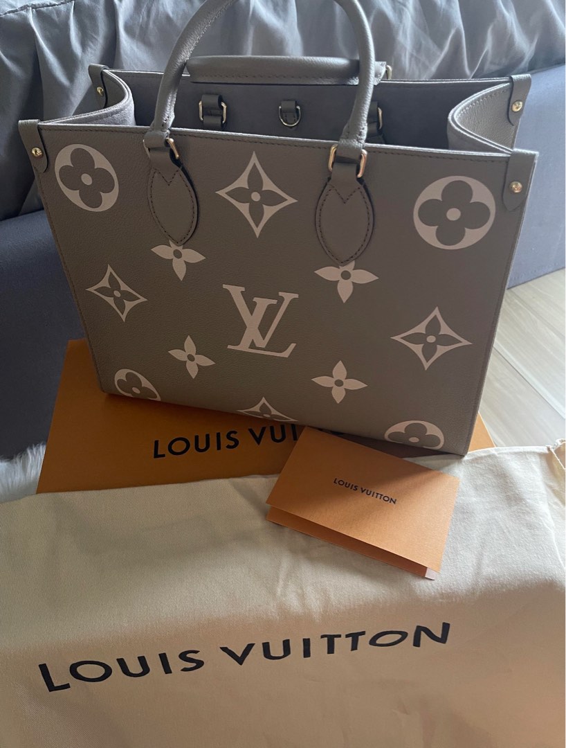 Louis Vuitton Pochette Metis Empriente Tourterelle ( Dove Grey) One  YearReview Wear & Tear