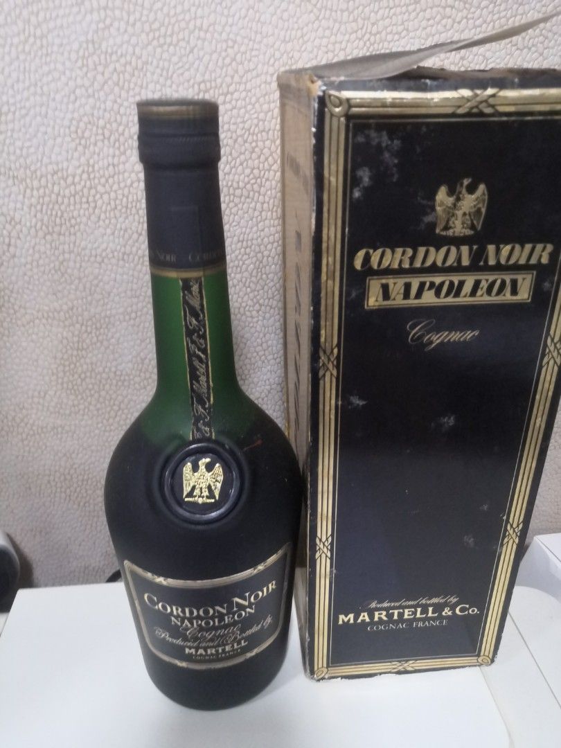 Martell Cordon Noir Napoleon 干邑黑帶, 嘢食& 嘢飲, 酒精飲料- Carousell