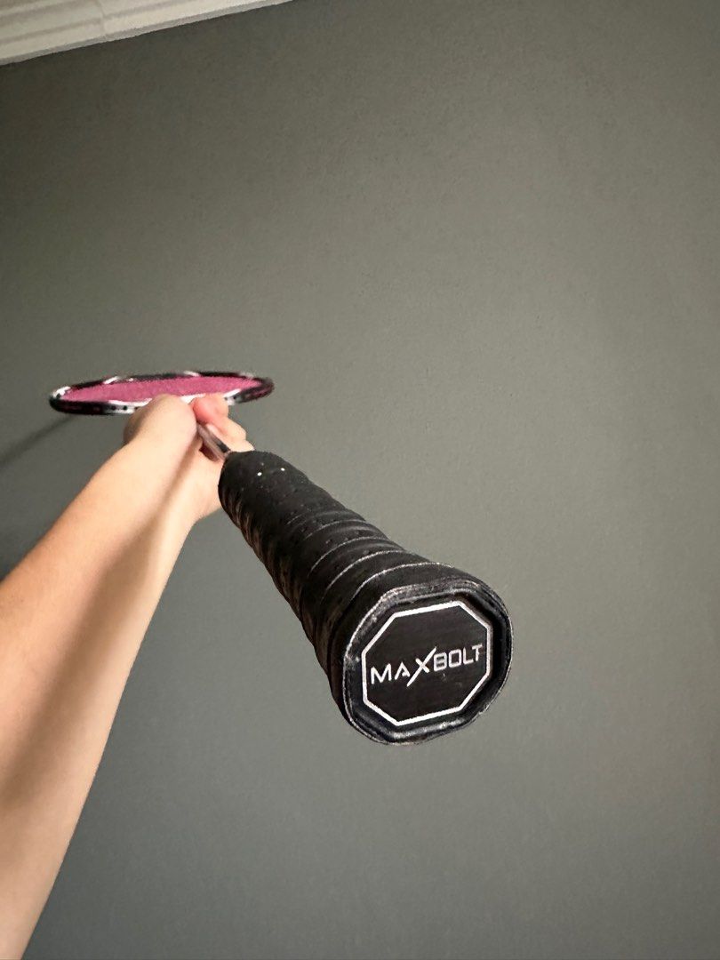 Maxbolt WovenTech 90 28lbs similar feel to Yonex Astrox 99D and 88D Pro ...