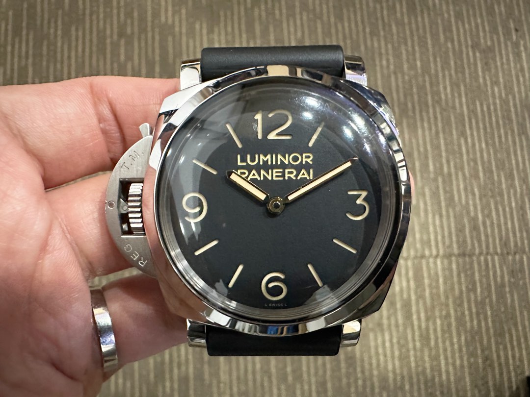 Panerai hotsell pam 557