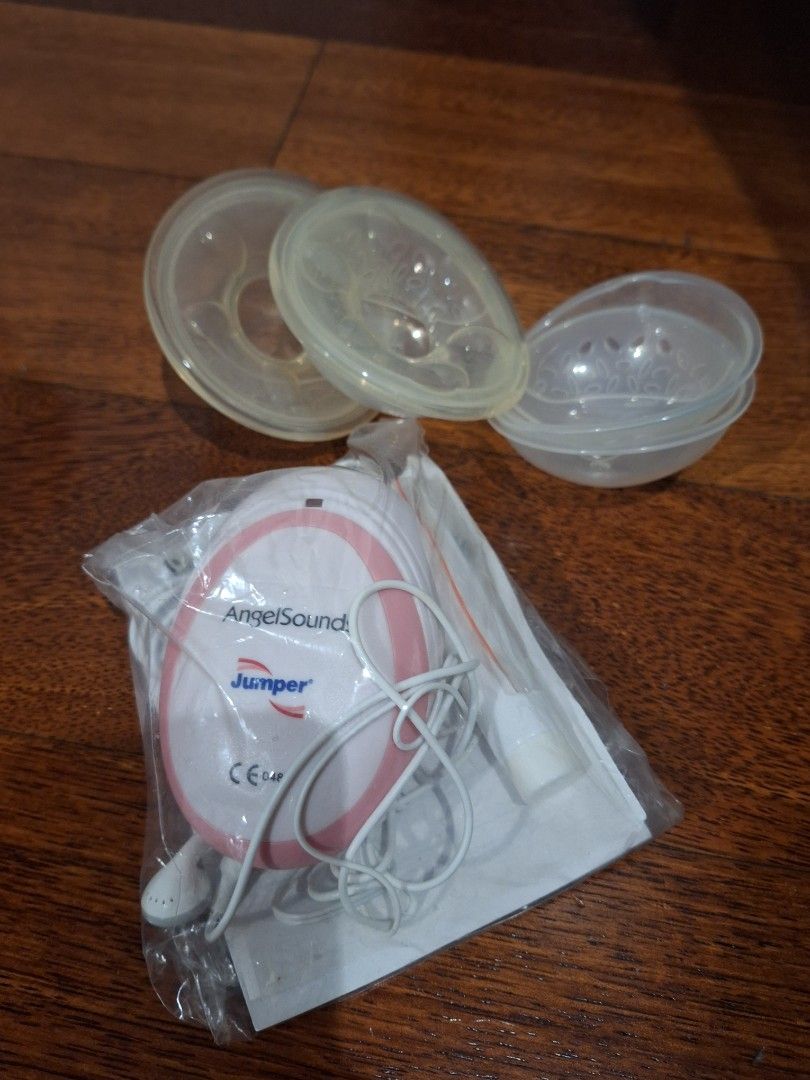 Medela manual pump, Babies & Kids, Nursing & Feeding, Breastfeeding