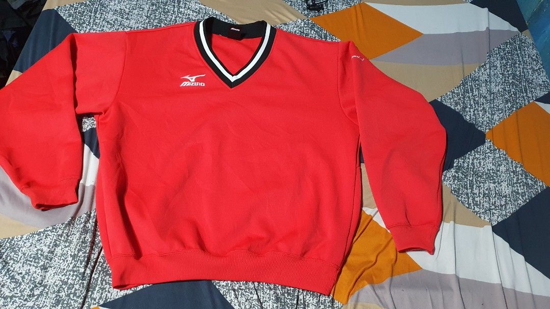 Mizuno v neck sweater best sale