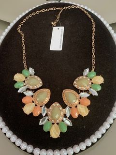 Necklace only1 stock