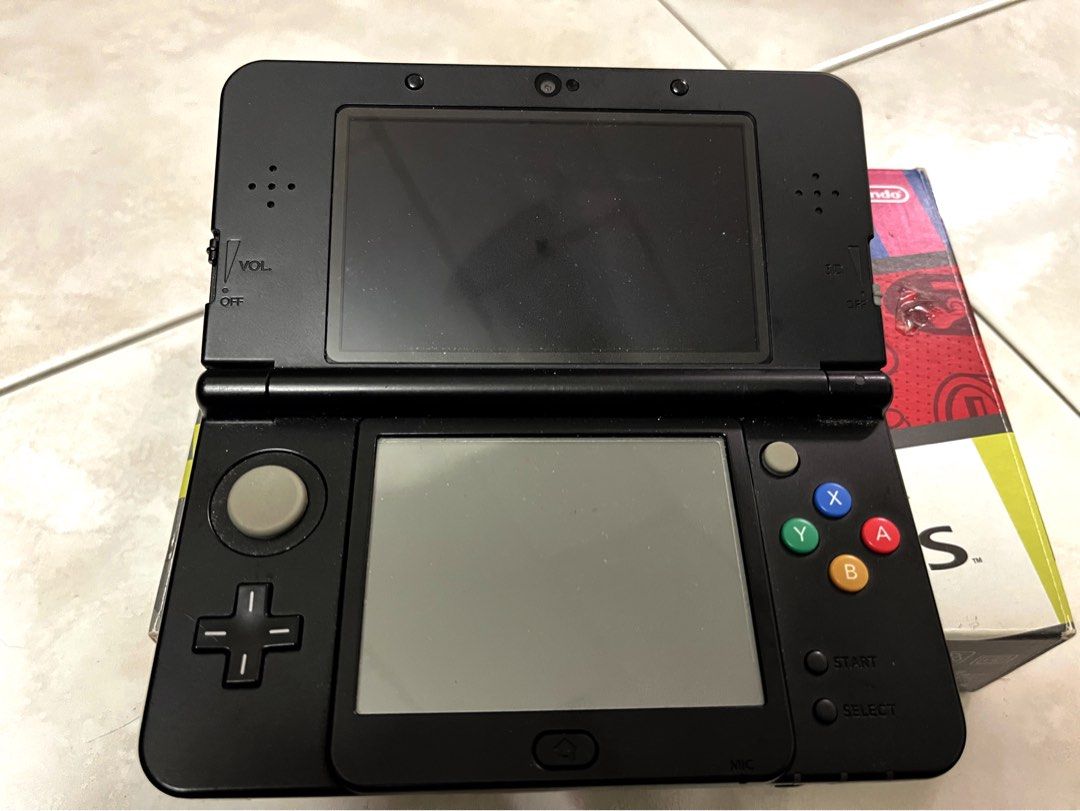 New 3DS small version Video Gaming Video Game Consoles Nintendo