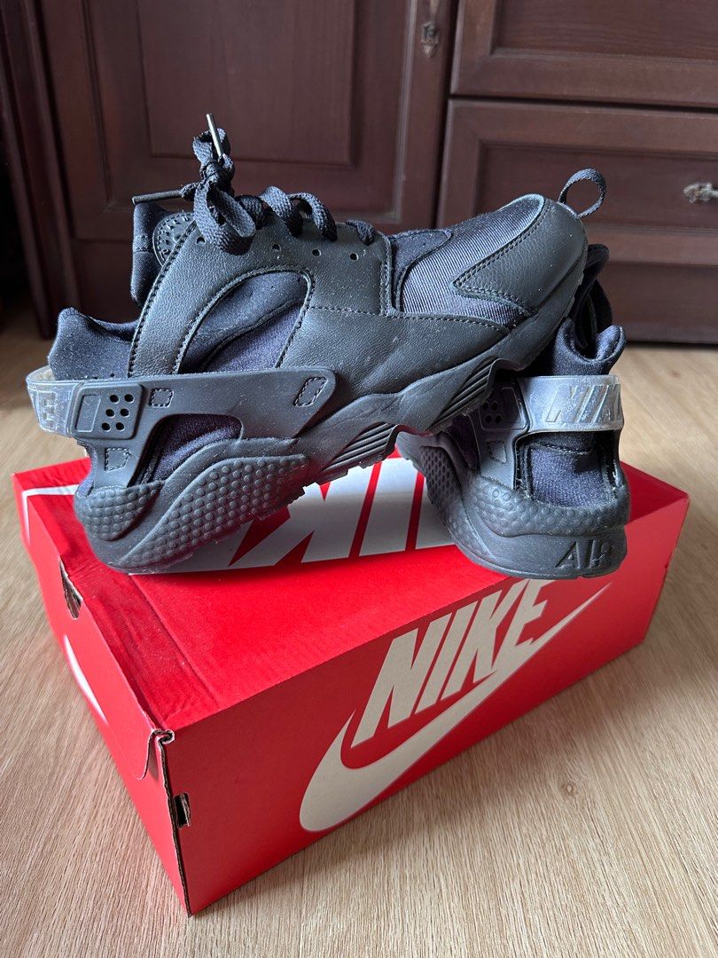 Nike top huarache box