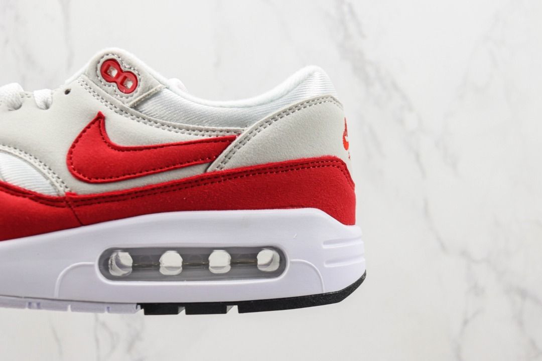 Nike Air Max 1, Women's Fashion, Footwear, Sneakers on Carousell