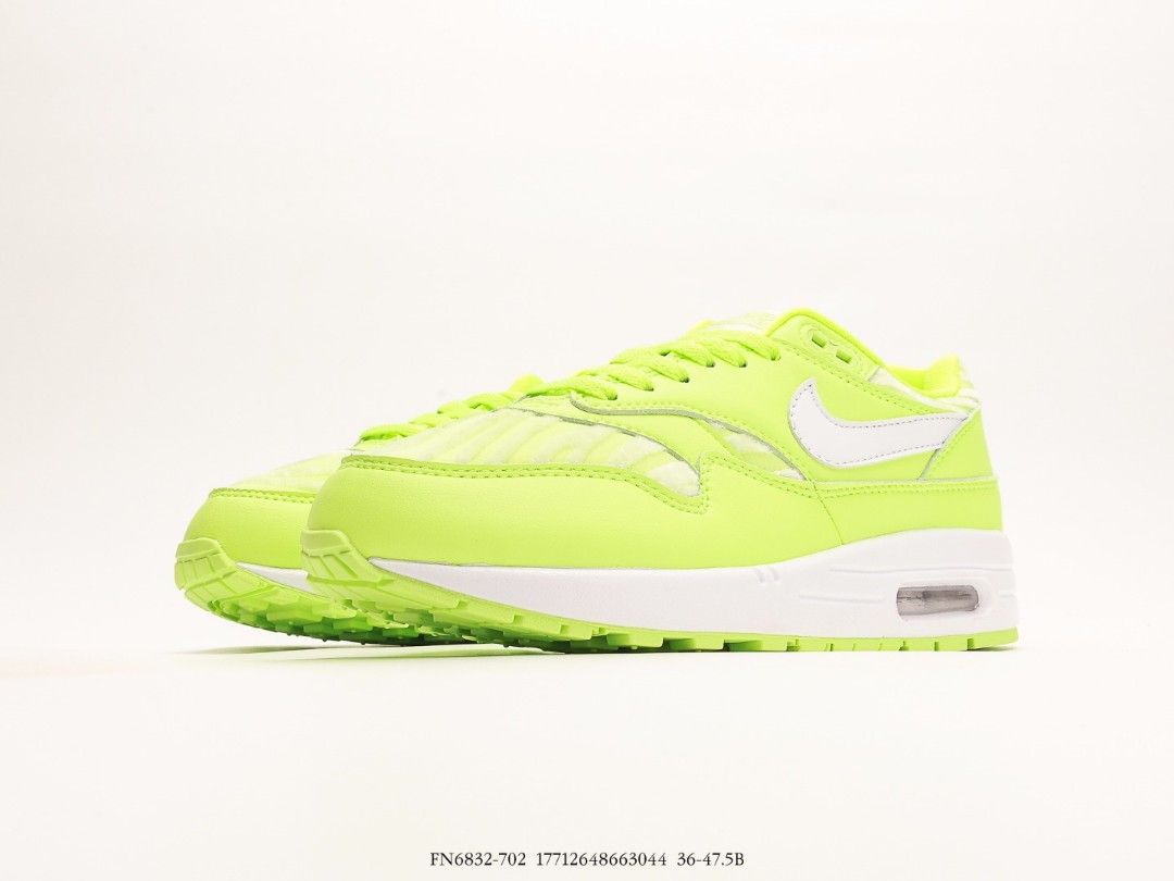 Nike air discount max 1 volt