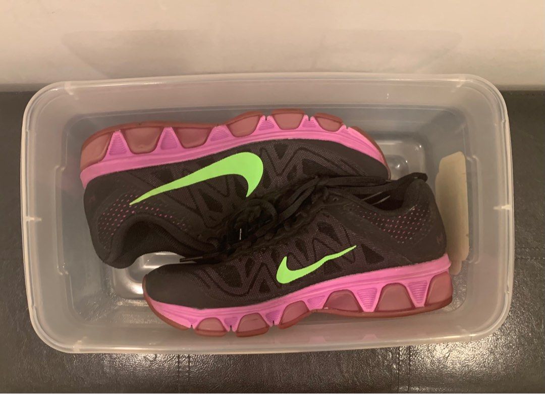 Nike women's air max on sale tailwind 7 running shoe