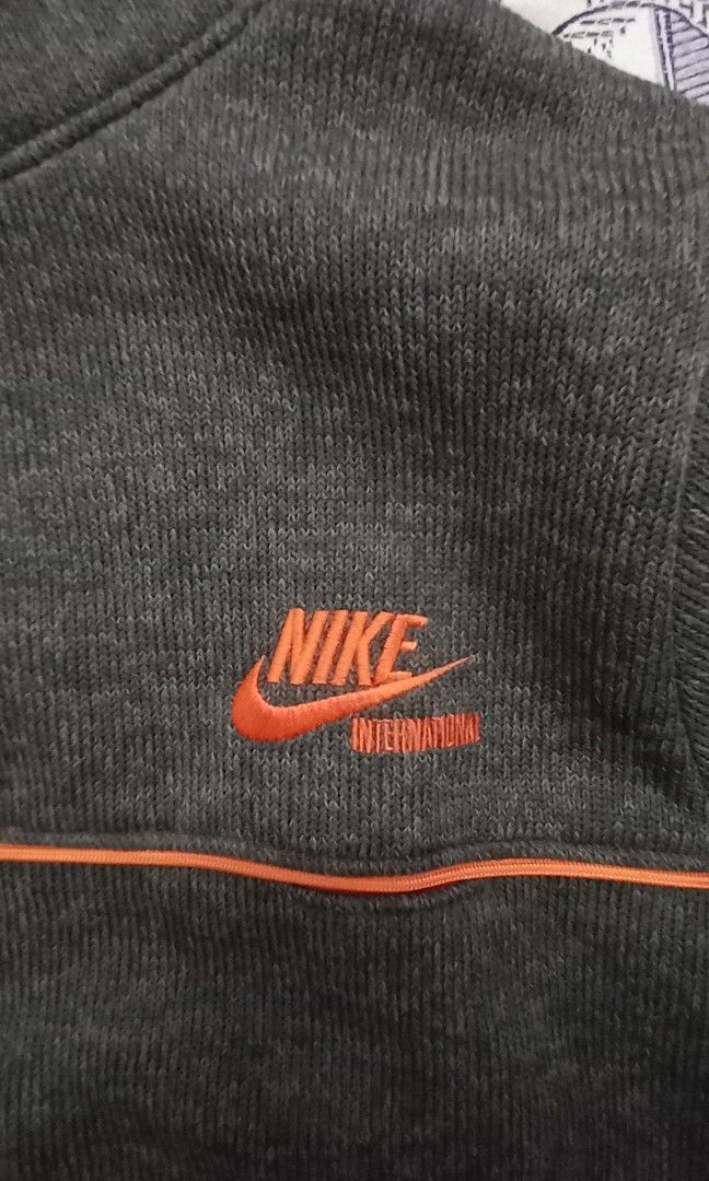 Nike top international sweater