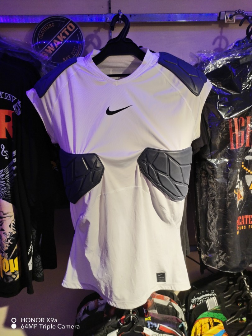 Nike Pro Combat Hyperstrong 4-Pad Football Shirt