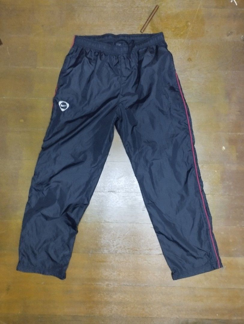 Nike windbreaker bottoms hot sale
