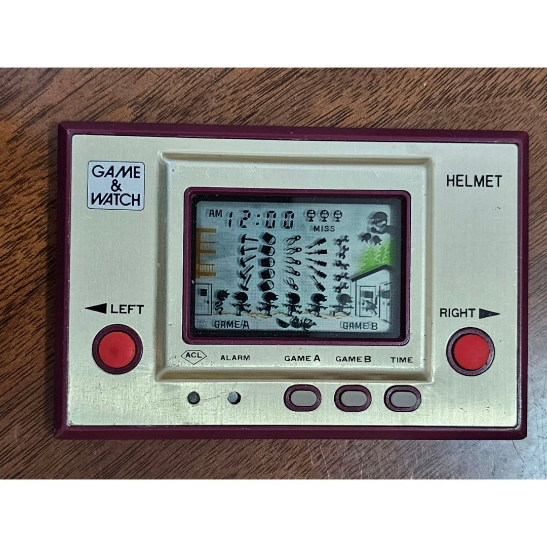 NINTENDO GAME & WATCH Helm,et (高空擲物手提遊戲機) Model No
