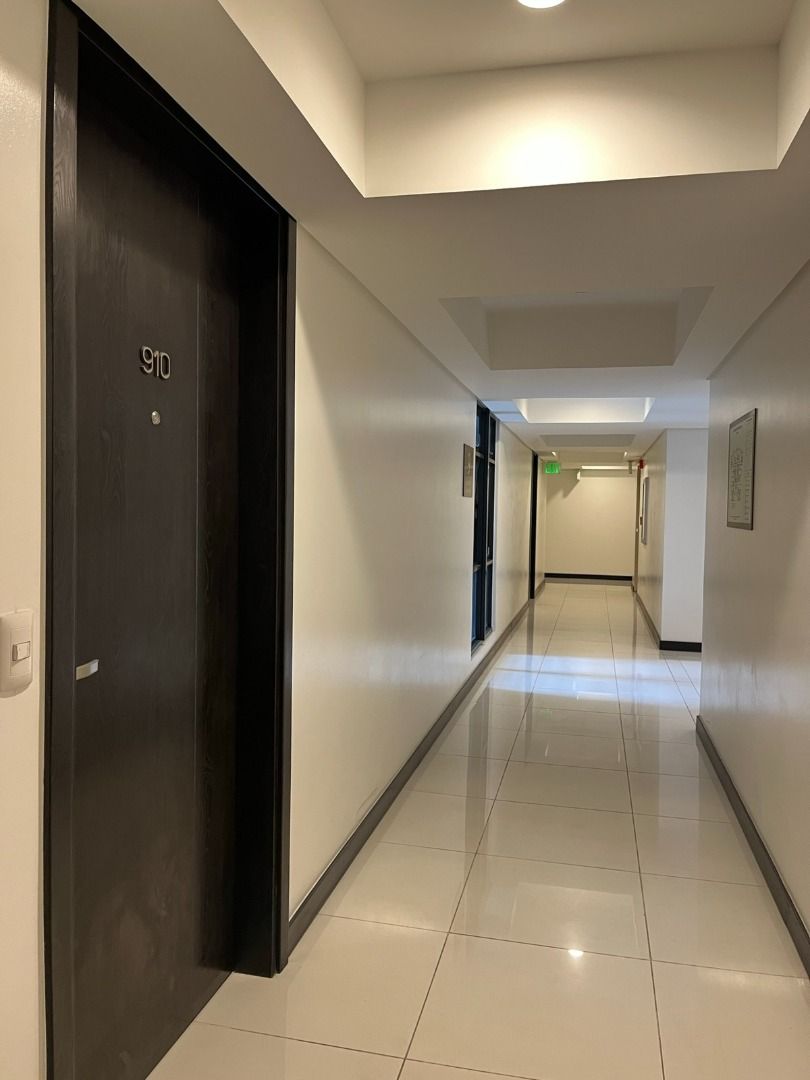 One Bedroom w/ balcony unit FOR RENT HIGH PARK T2 VERTIS NORTH