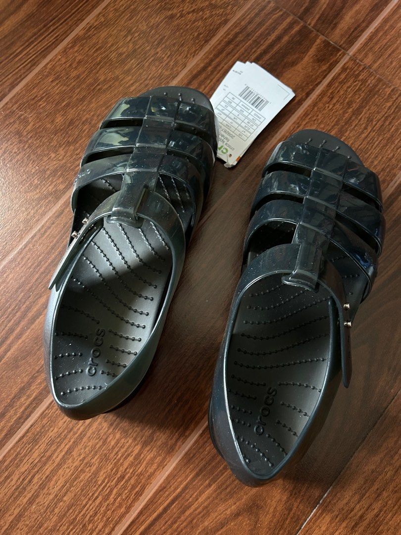 Crocs fisherman online