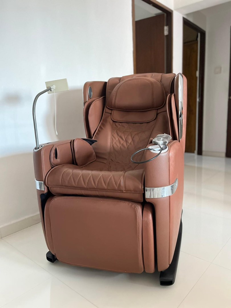 OSIM brown massage chair uLove 2 model Health Nutrition