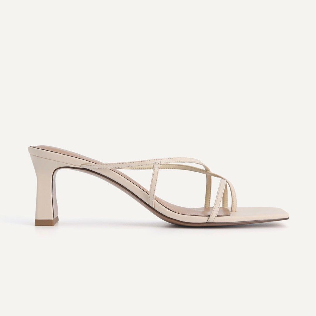 Toe loop heeled sandals shop