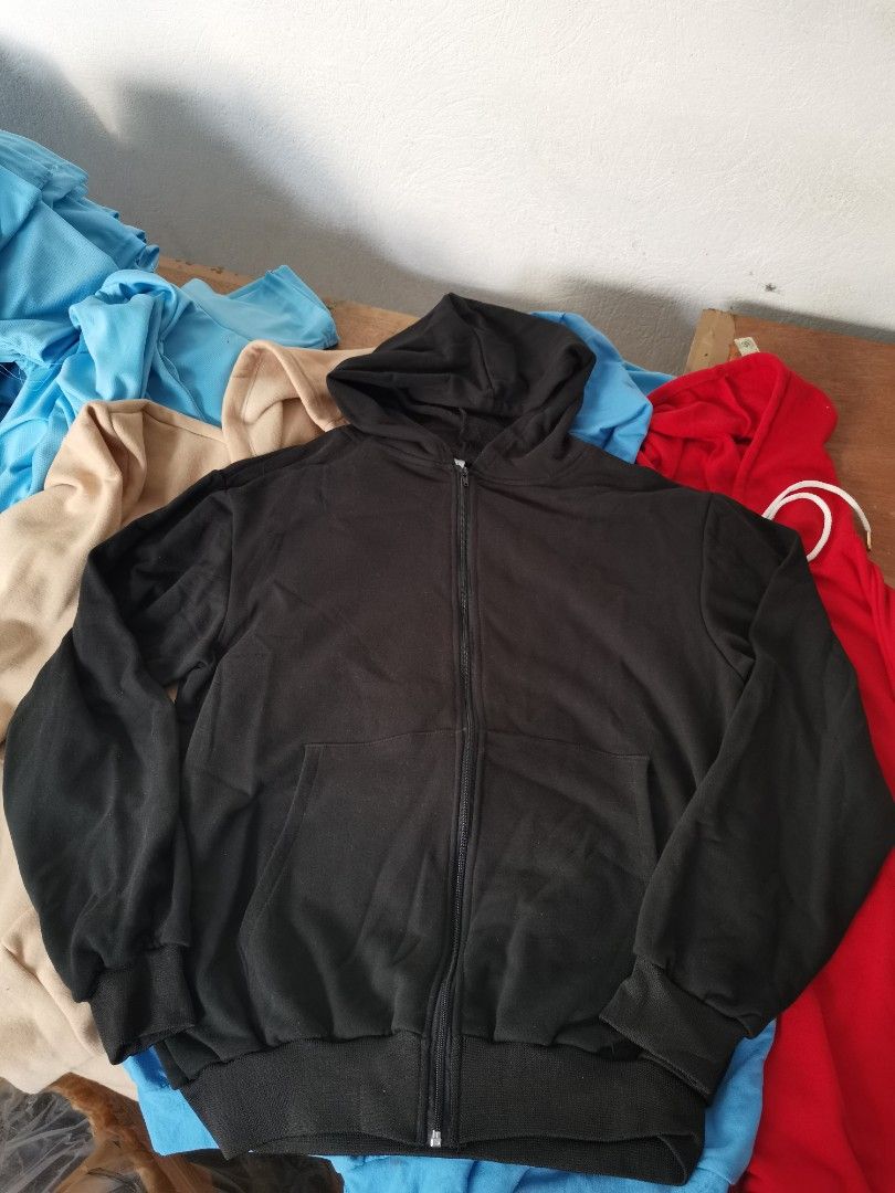Plain Black Hoodies Jackets With or Without Zipper Tahian
