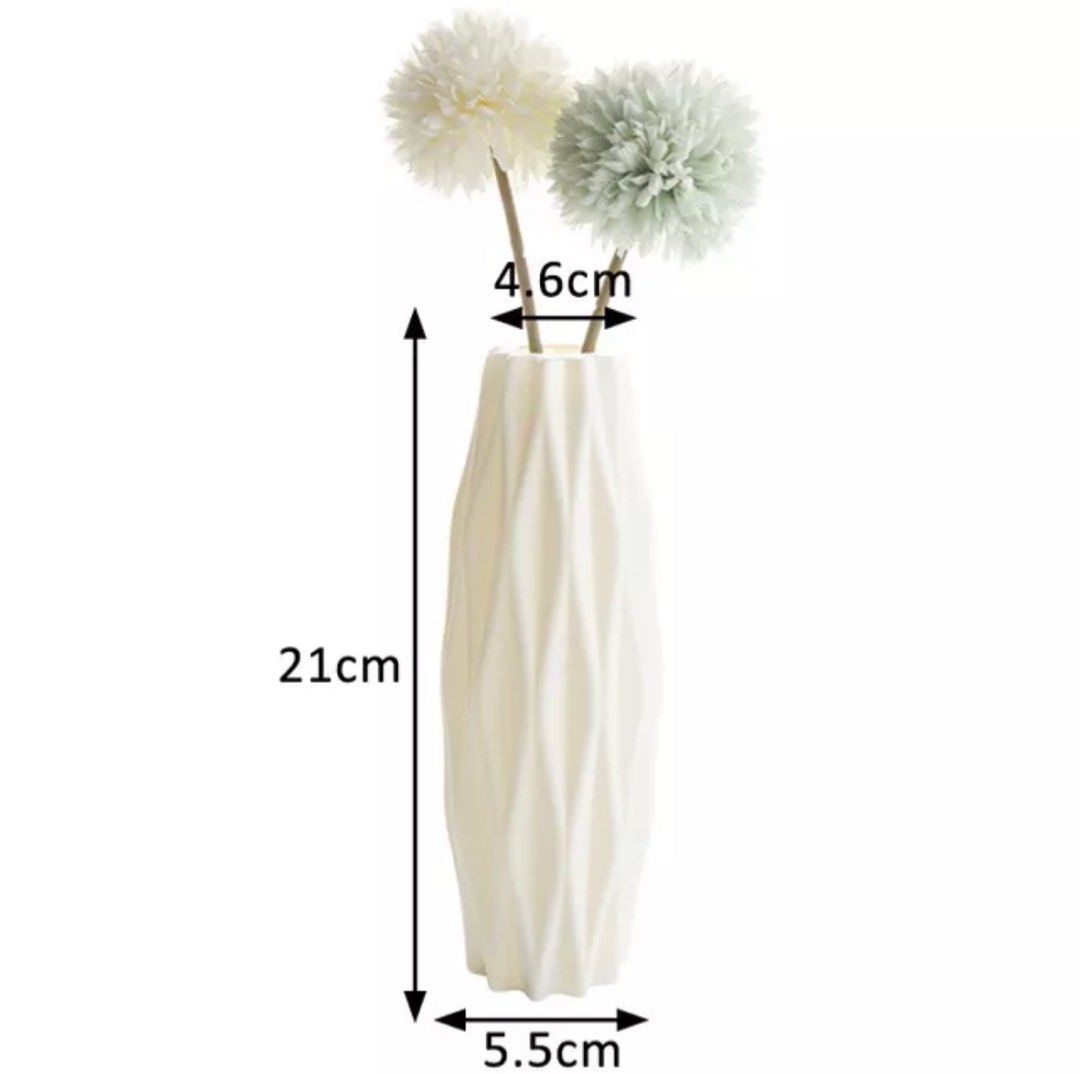 Nordic Plastic Desk Vase (Small)
