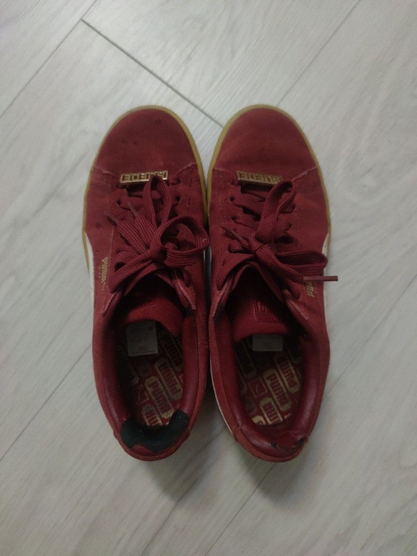 Red suede clearance pumas women's