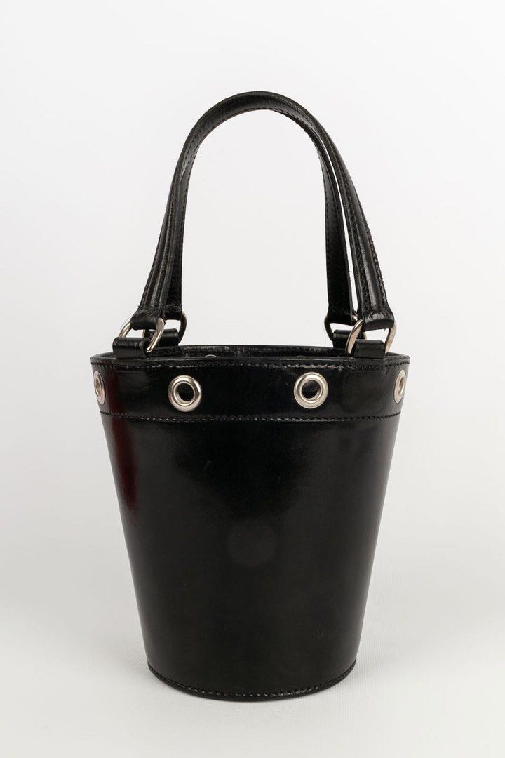 W01 - Small bucket bag 100% Made in Italy by Saddlers Union