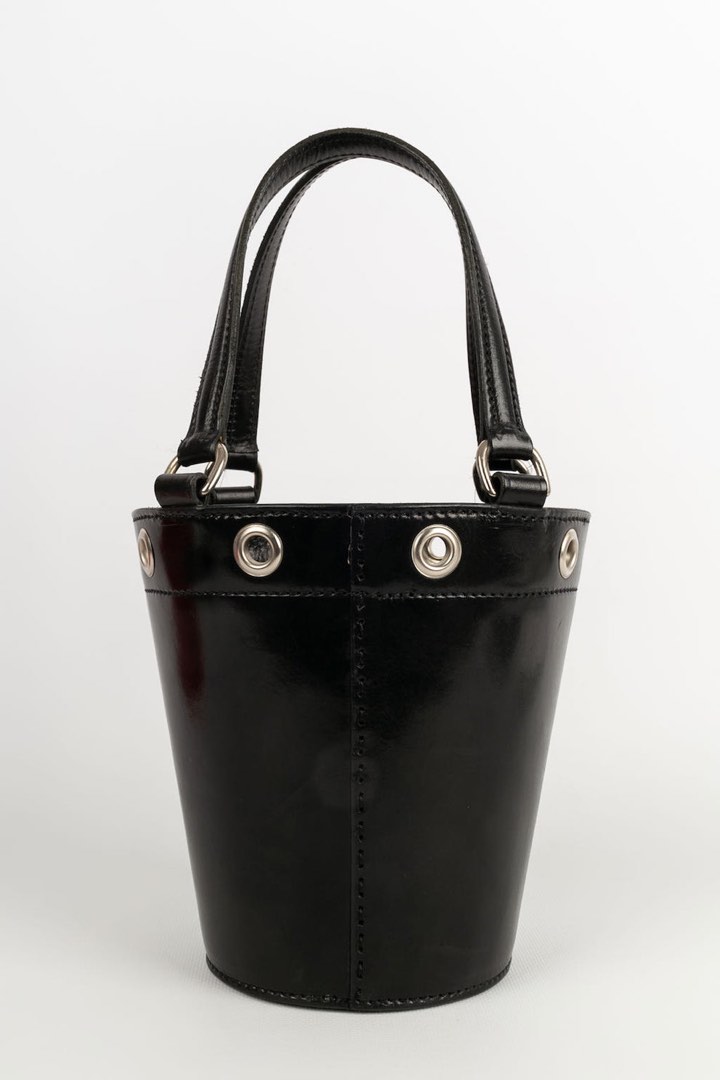 W01 - Medium bucket bag 100% Made in Italy by Saddlers Union