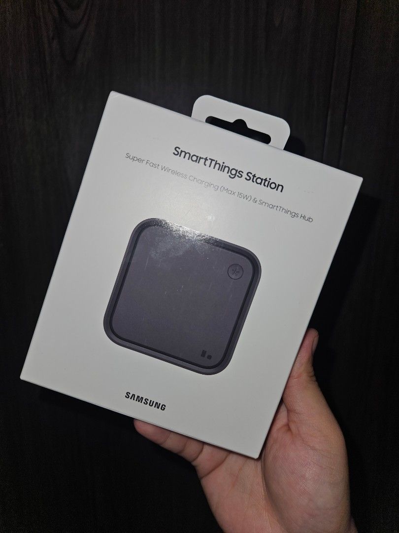 Samsung Wireless Charger and Smart things Hub (Category: Chargers & Cables) located in Valenzuela. Submitted by tan.danii (Listing ID 1250234793, Image 1). Description: FOR SALE SAMSUNG WIRELESS CHARGER & SMART THINGS HUB Php 3,000 (Brandnew) meet up could be in SM North, Trinoma, SM Grand, or SM Valenzuela. can be thru lalamove c/o lalamove..
