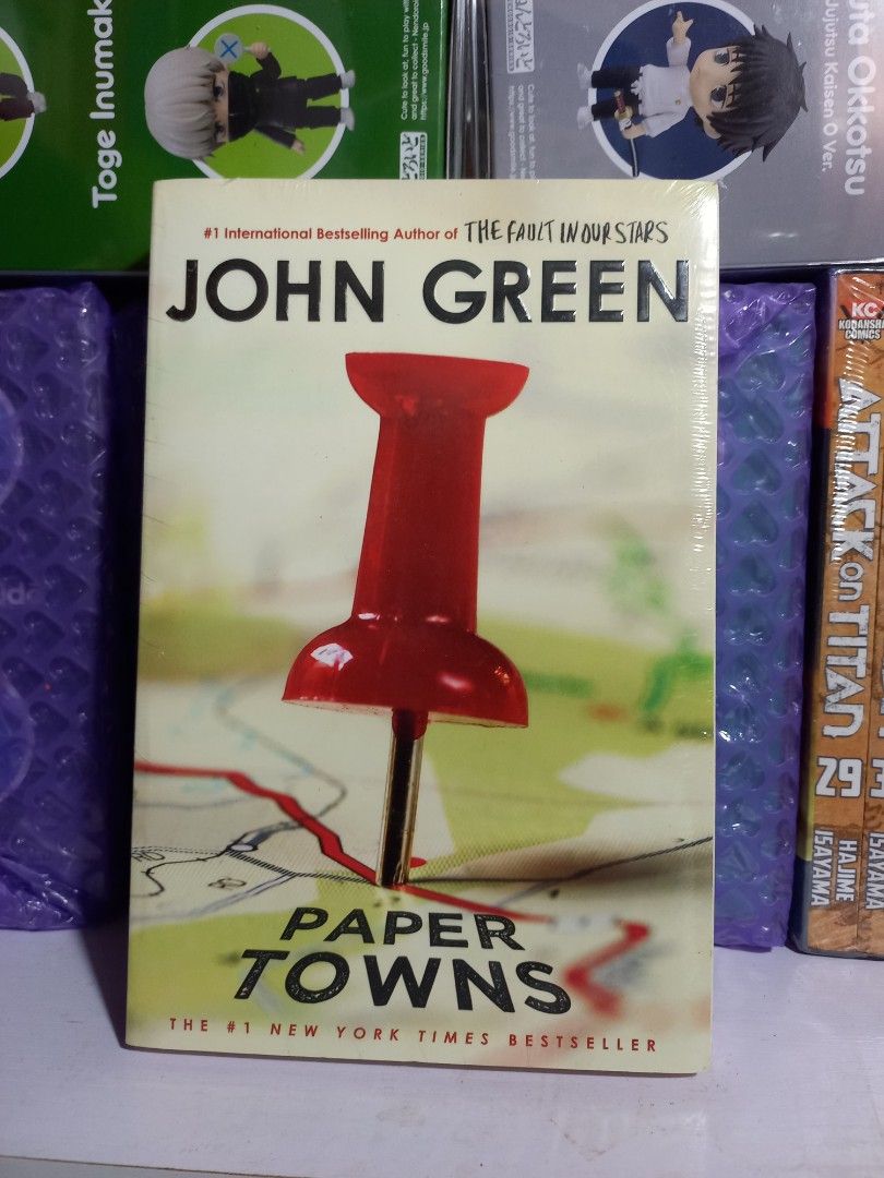 [SEALED] PAPER TOWNS by John Green, Hobbies & Toys, Books & Magazines