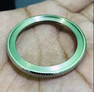 (Category: ) located in . Submitted by mr.watches (Listing ID 1096169680, Image 1). Description: .