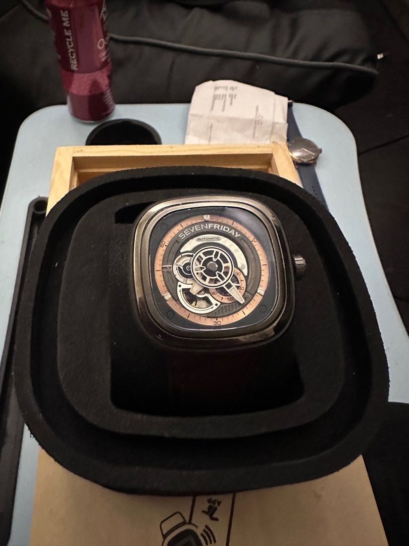 Sevenfriday skull watch discount