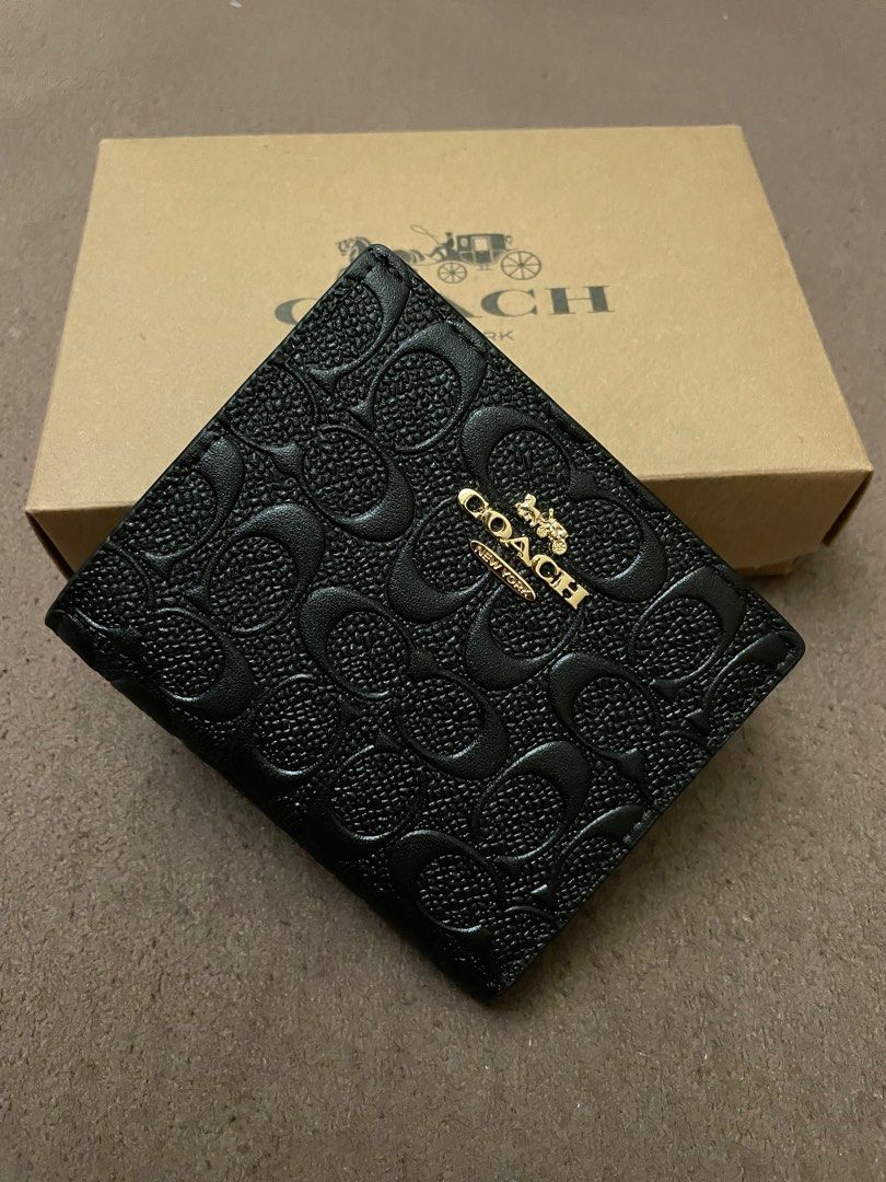 Coach wallet sg hotsell
