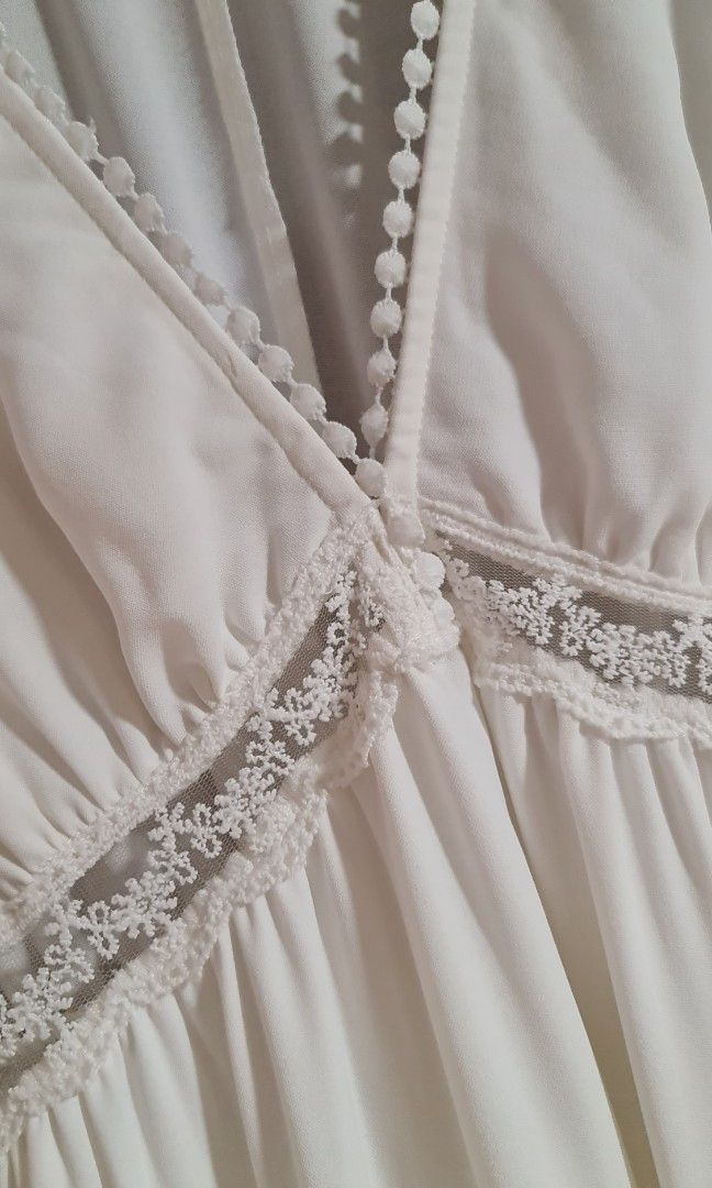 SHEIN White Maxi Boho Dress, Women's Fashion, Dresses & Sets, Dresses on  Carousell
