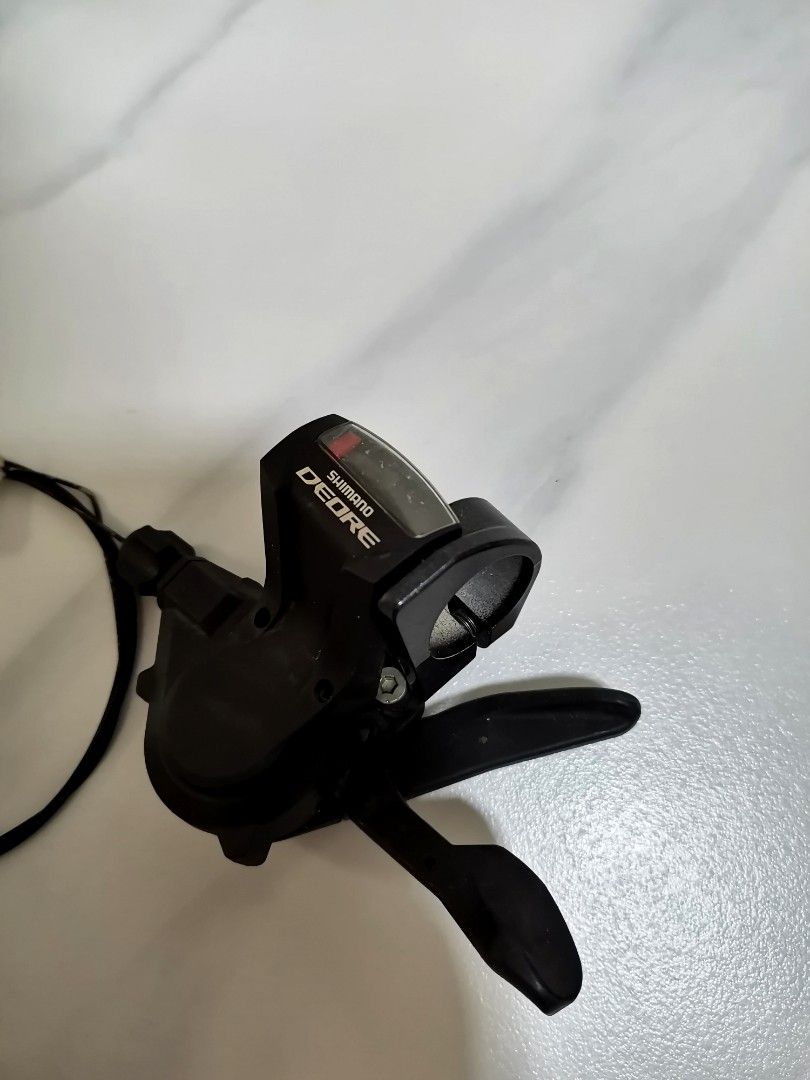 shimano deore front derailleur. 3 speed, Sports Equipment, Bicycles