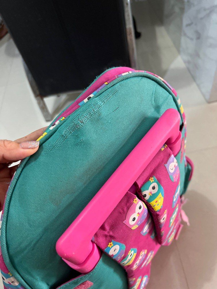 SMIGGLE Minions Junior Hardtop Charactor Backpack Beg Sekolah