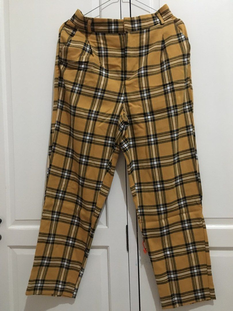 Stradivarius yellow tartan trousers store