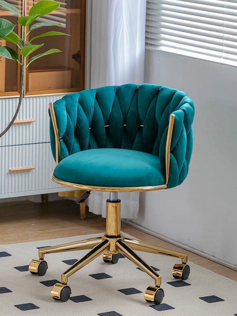 Vanity chair 2025 with rollers