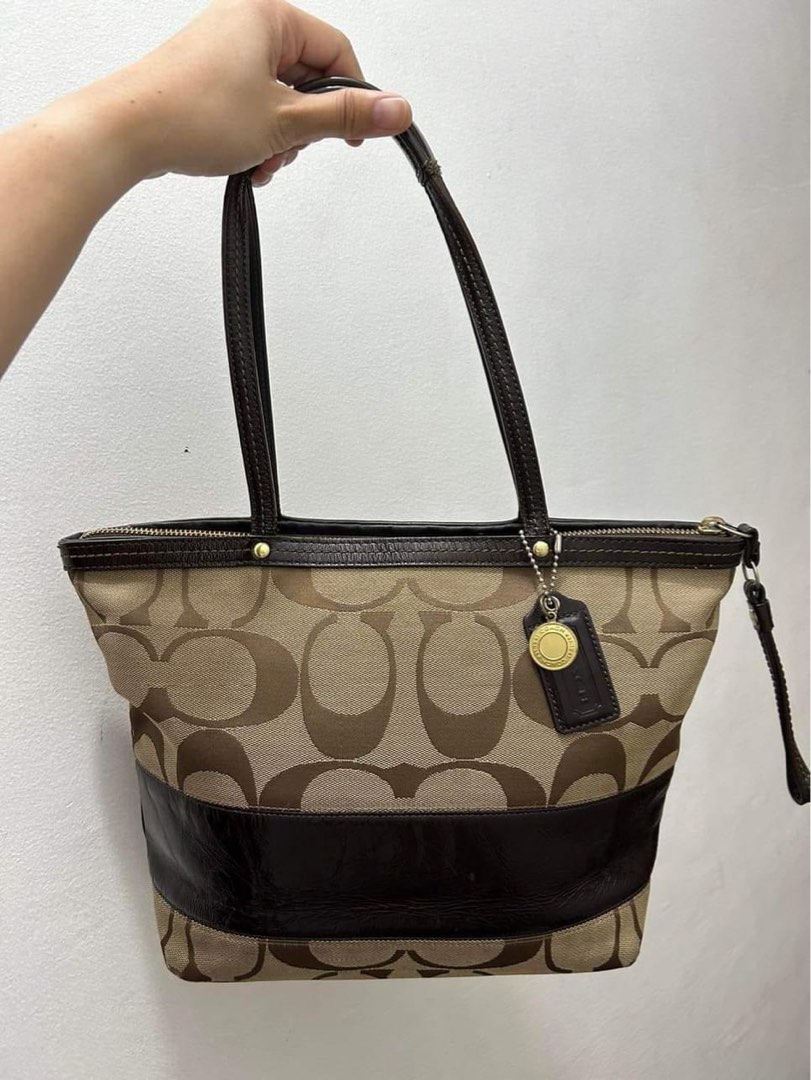 !!SUPER SALE!! Coach Top Handle Bag on Carousell