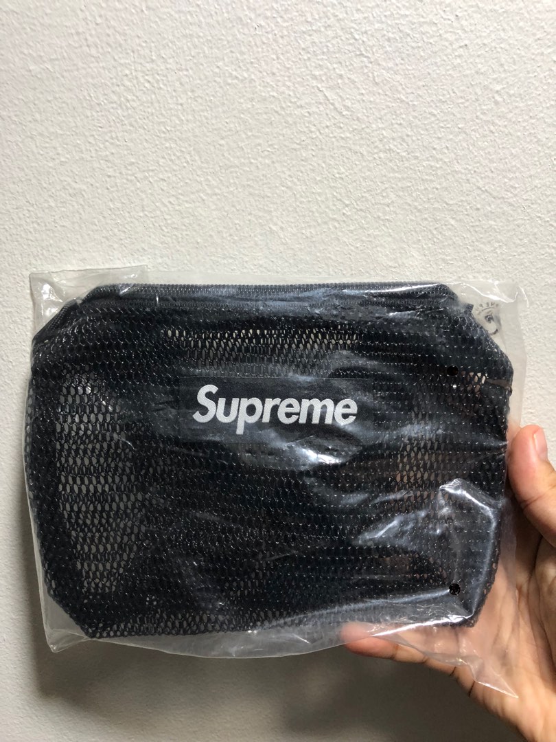 Supreme utility clearance pouch black