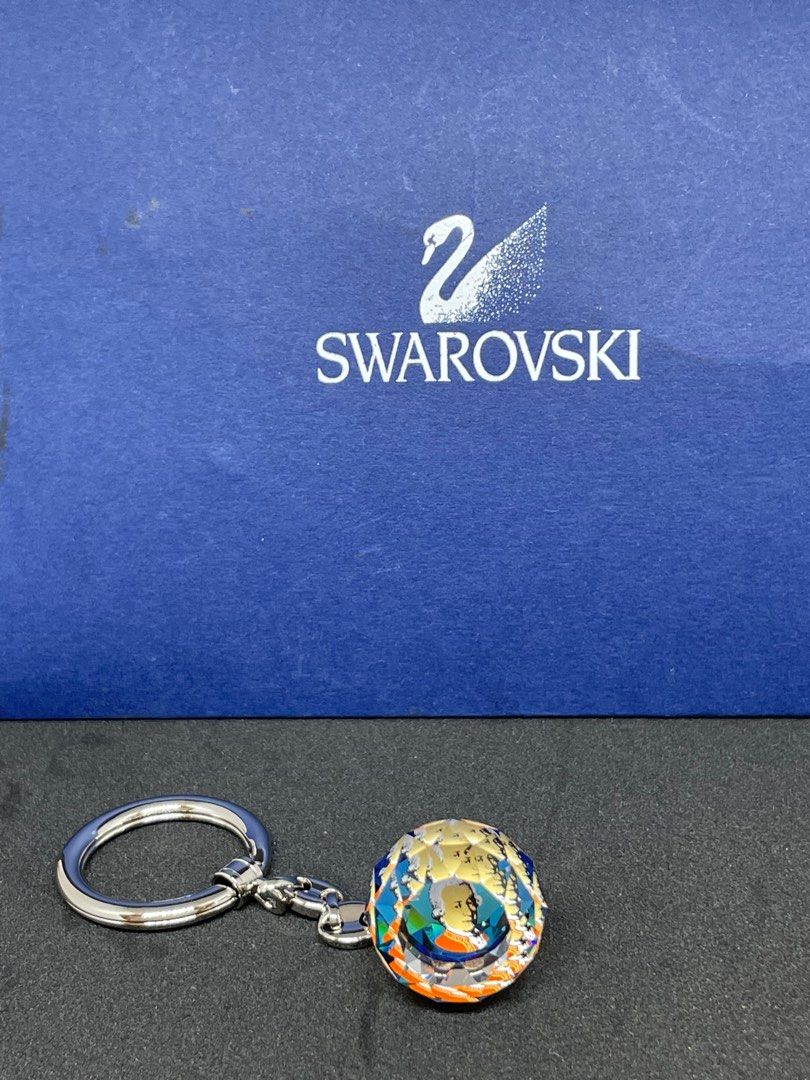 Swarovski 水晶鎖匙扣（莫札特W.A.Mozart), 名牌, 飾物及配件- Carousell