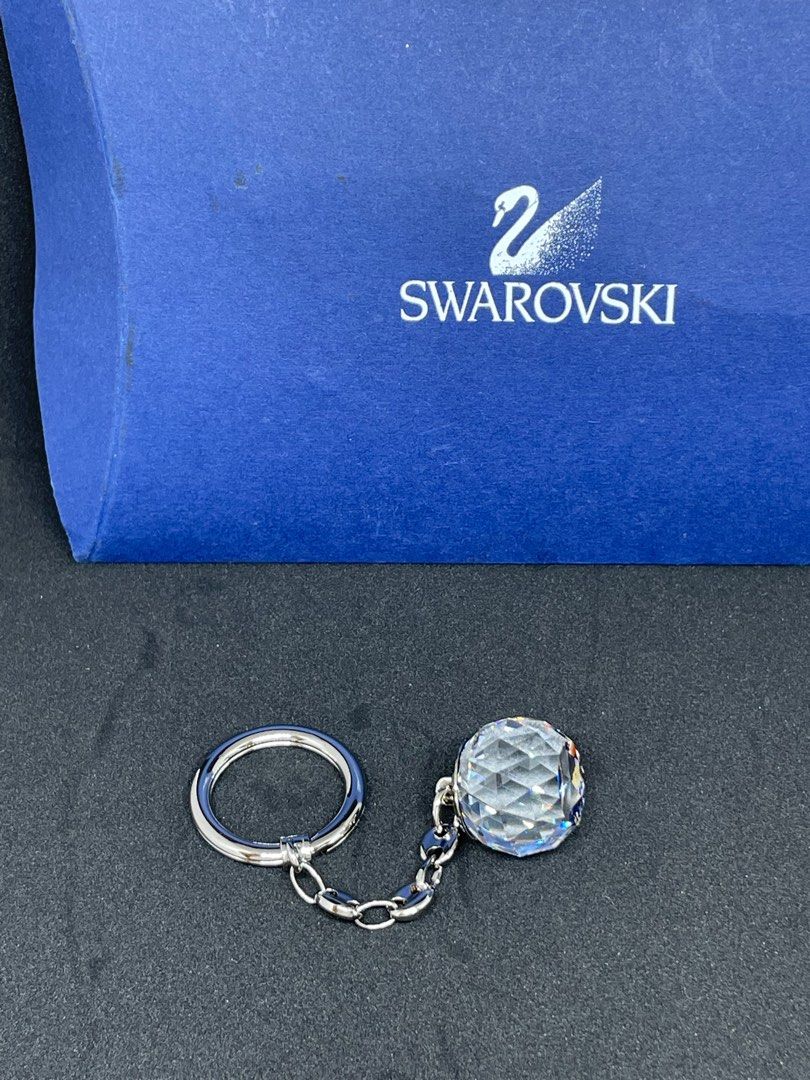 Swarovski 水晶鎖匙扣（莫札特W.A.Mozart), 名牌, 飾物及配件- Carousell