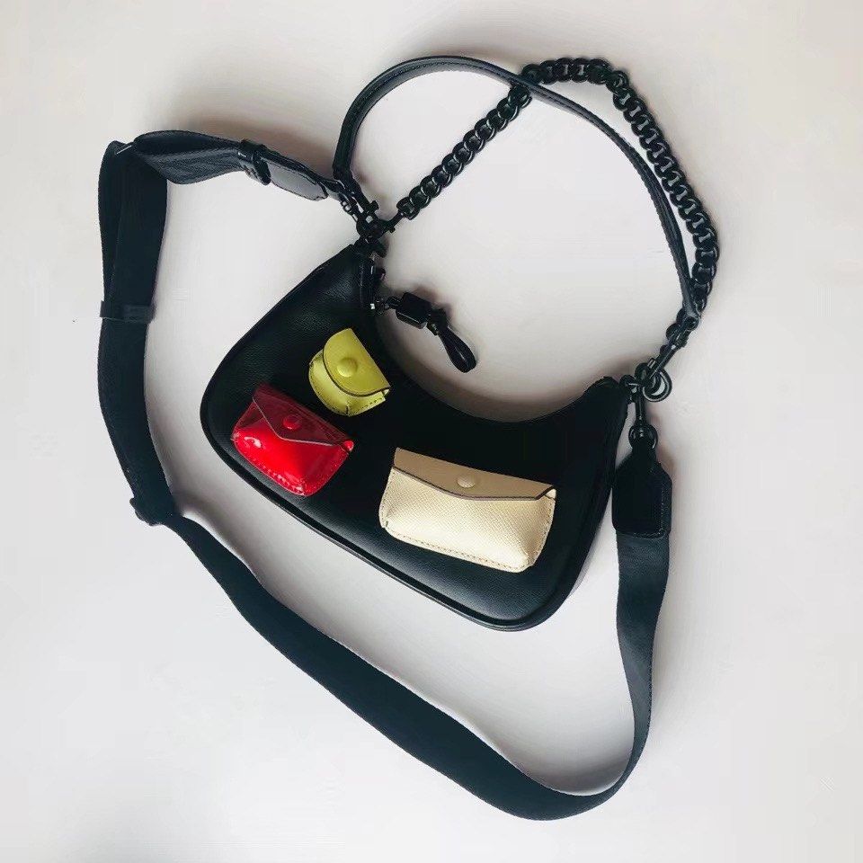 Multi pocket best sale shoulder bag