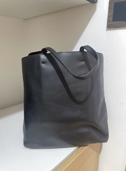 Tory Burch Star Stud Small Tote Carousell