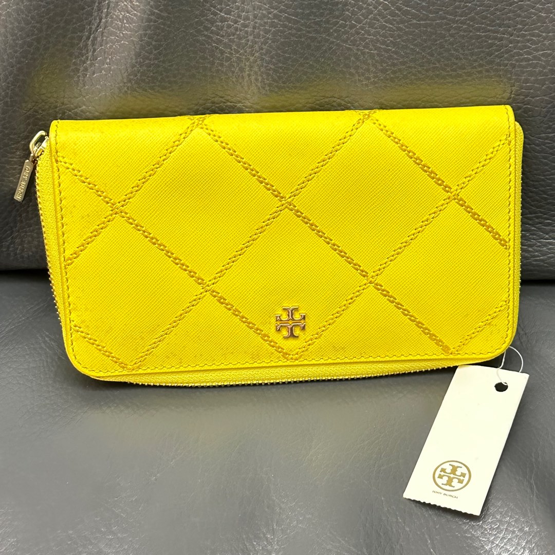 Tory Burch wallet yellow, 名牌, 手袋及銀包 Carousell