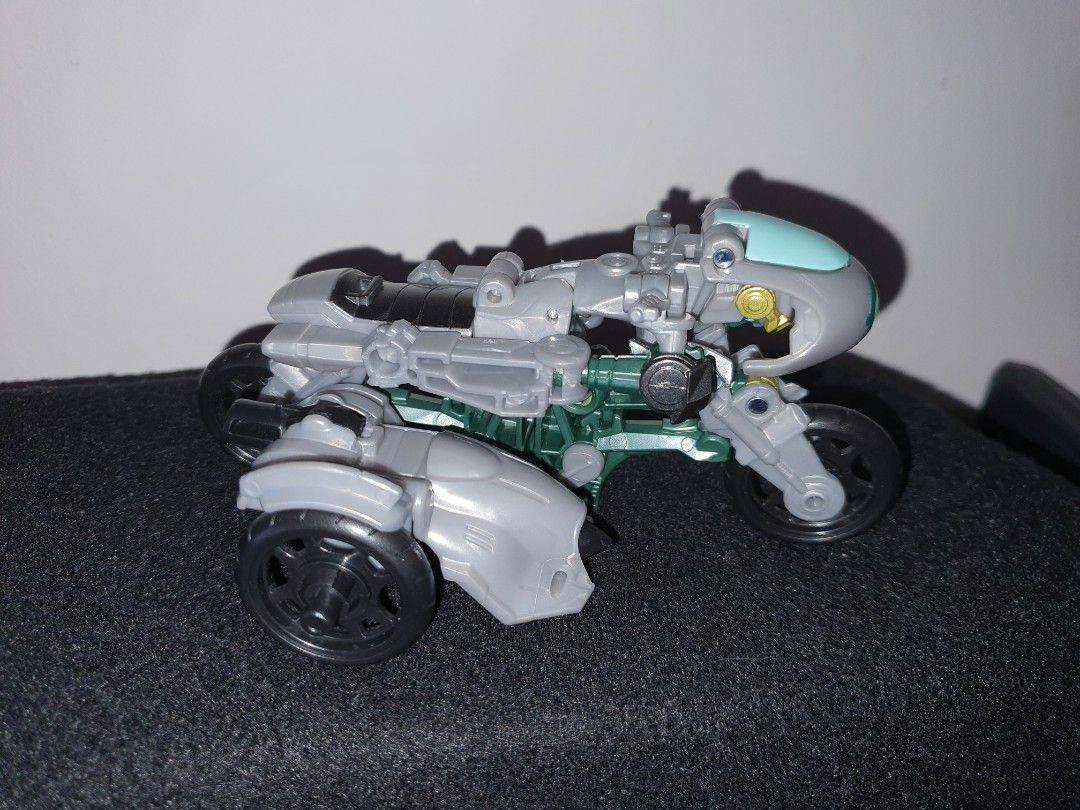 Transformers Earthspark Thrash, Hobbies & Toys, Toys & Games on Carousell